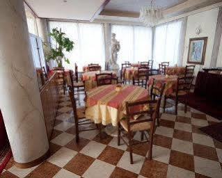 Sole Hotel